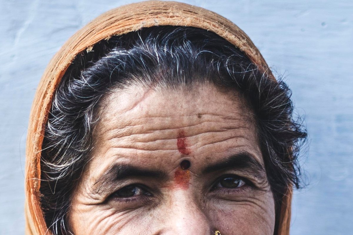 right eye fadakna for female