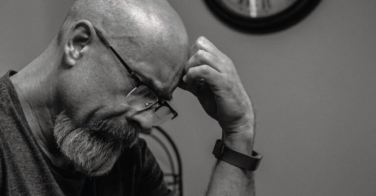 Why Do I Overthink Everything? The Psychological Reasons Behind Overthinking