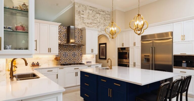 रसोई (किचन) का वास्तु: माँ अन्नपूर्णा की कृपा के लिए आवश्यक नियम